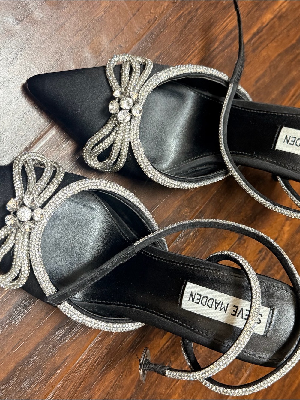 Steve Madden Black Rhinestone Bow Pointed-Toe Slingback Heels 7